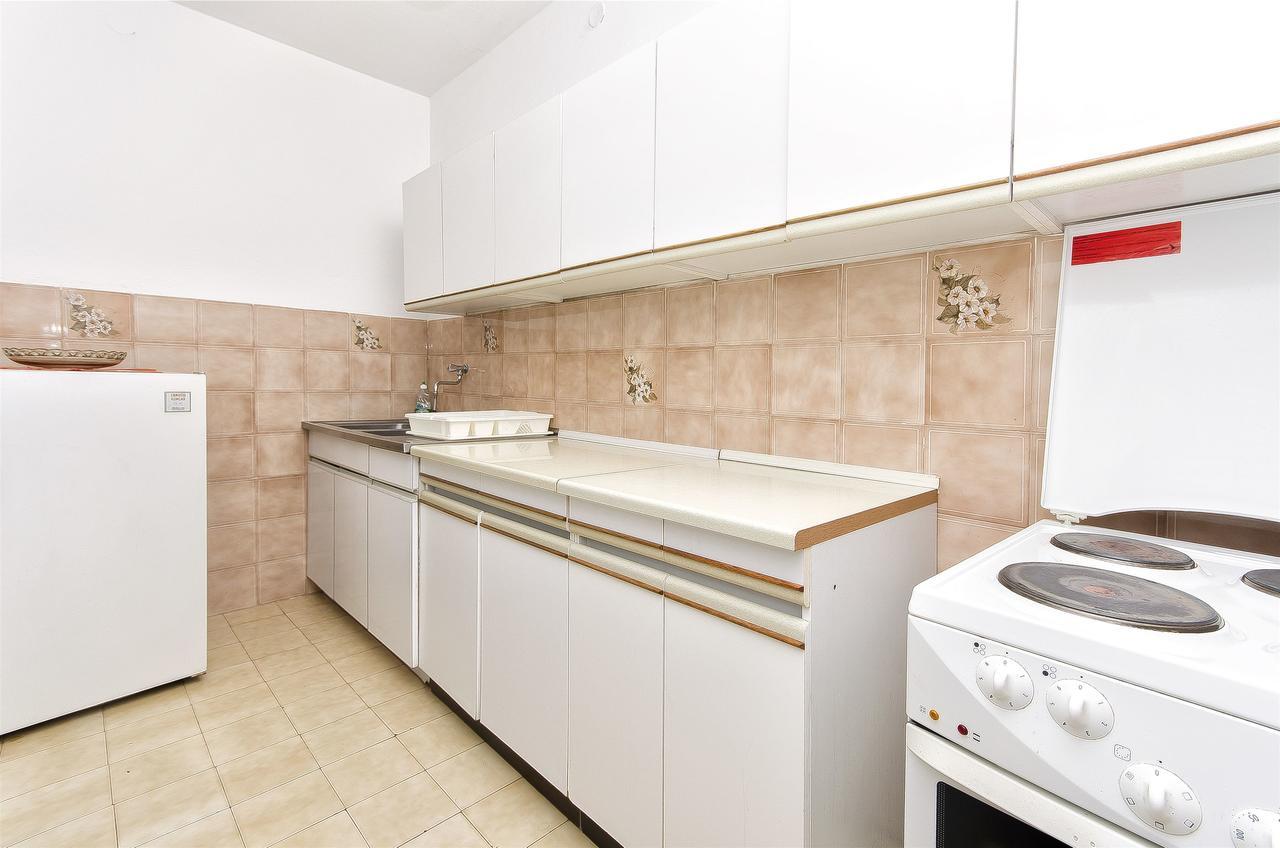Apartment Niko Vodice Luaran gambar