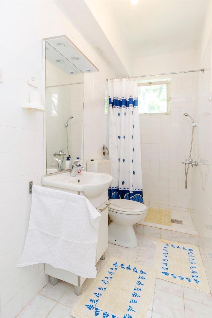 Apartment Niko Vodice Luaran gambar