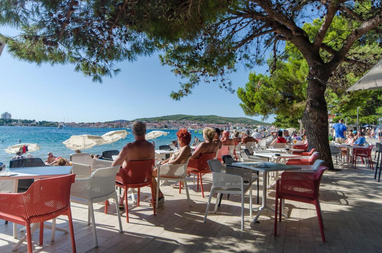 Apartment Niko Vodice Luaran gambar