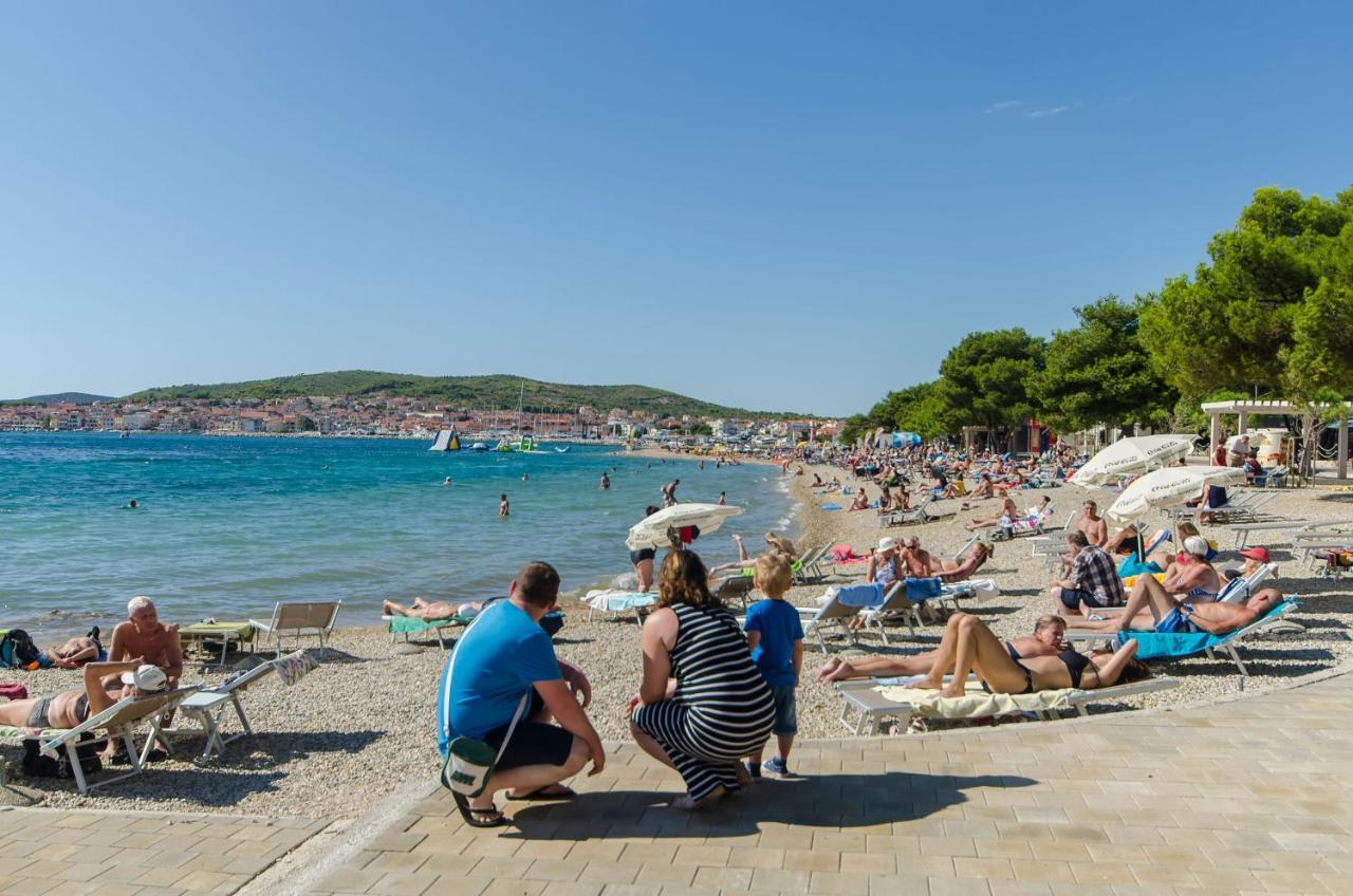 Apartment Niko Vodice Luaran gambar